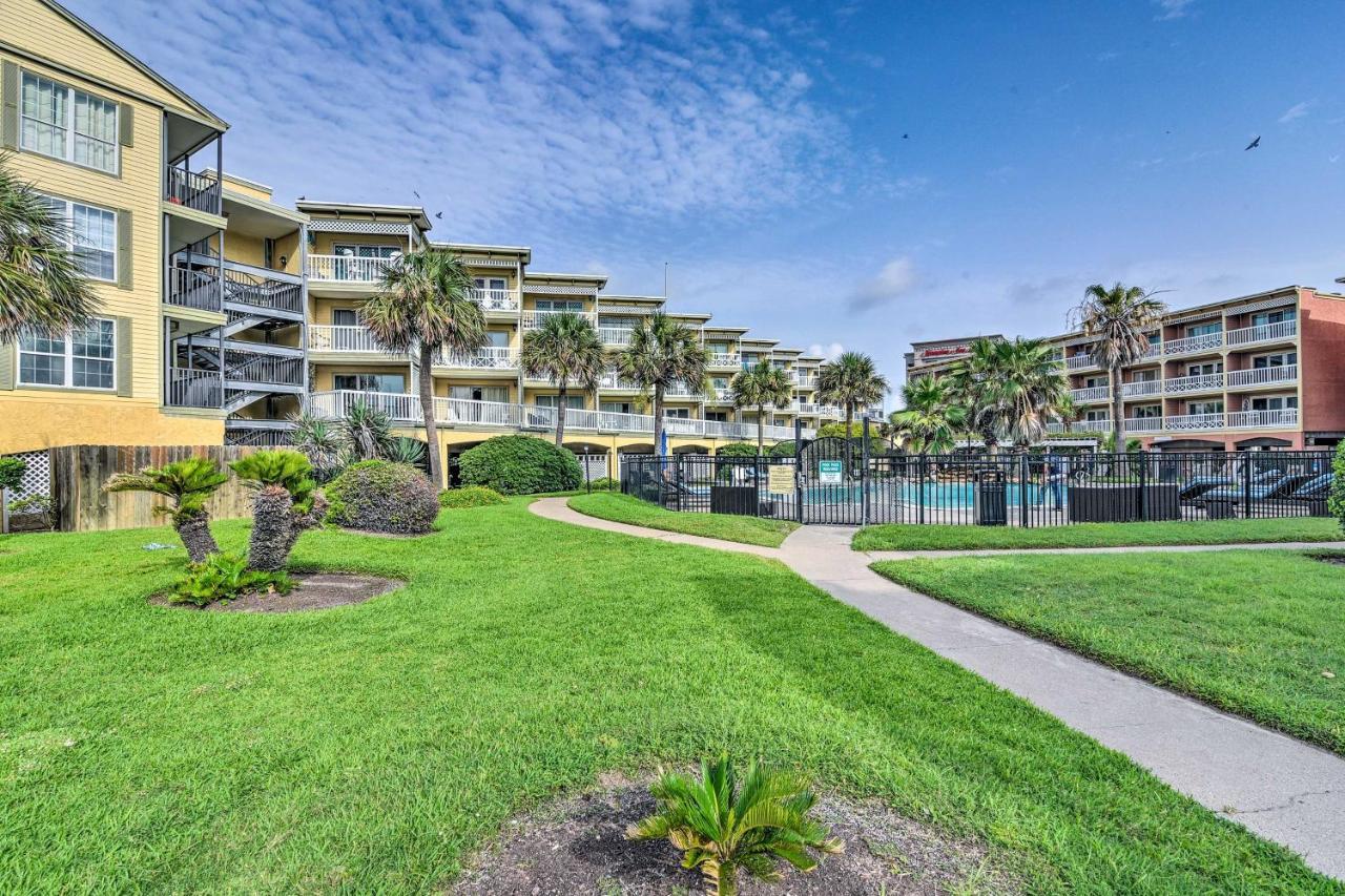 Coastal Galveston Condo Walk To Shoreline! Exterior photo