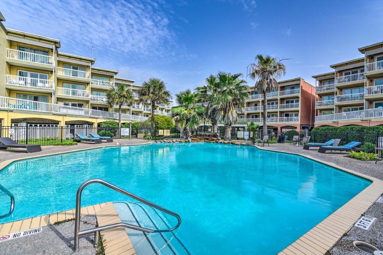 Coastal Galveston Condo Walk To Shoreline! Exterior photo