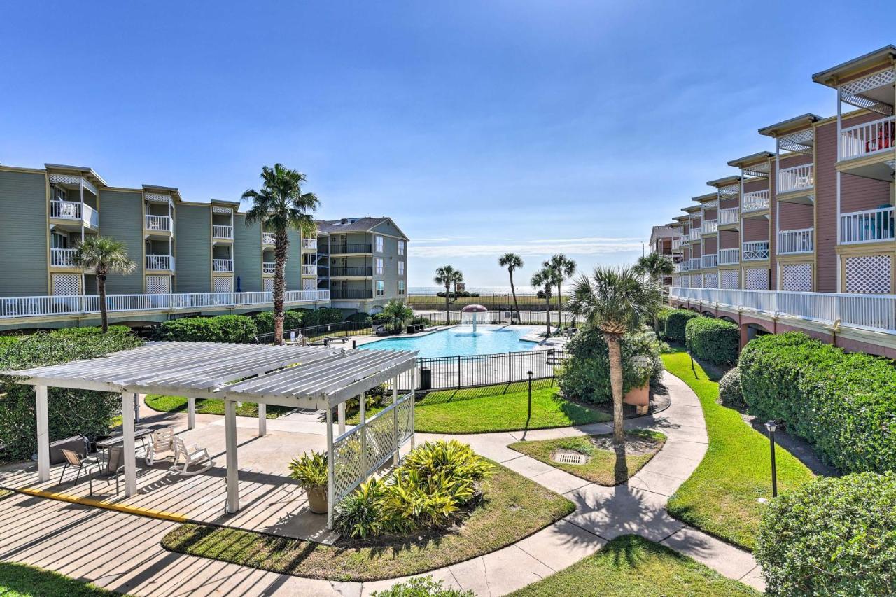Coastal Galveston Condo Walk To Shoreline! Exterior photo