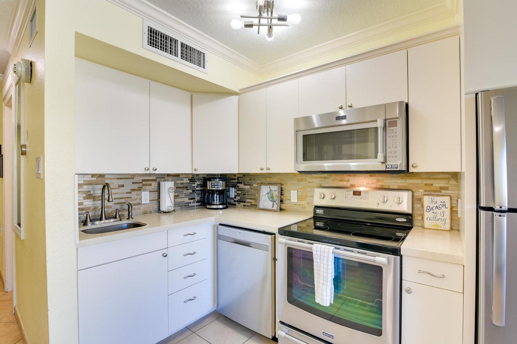 Coastal Galveston Condo Walk To Shoreline! Exterior photo